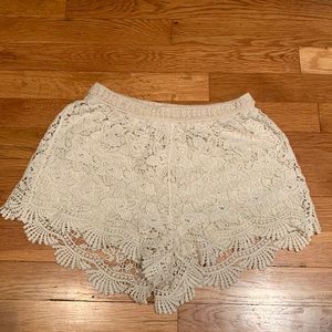 Cute summer shorts! Never worn before.